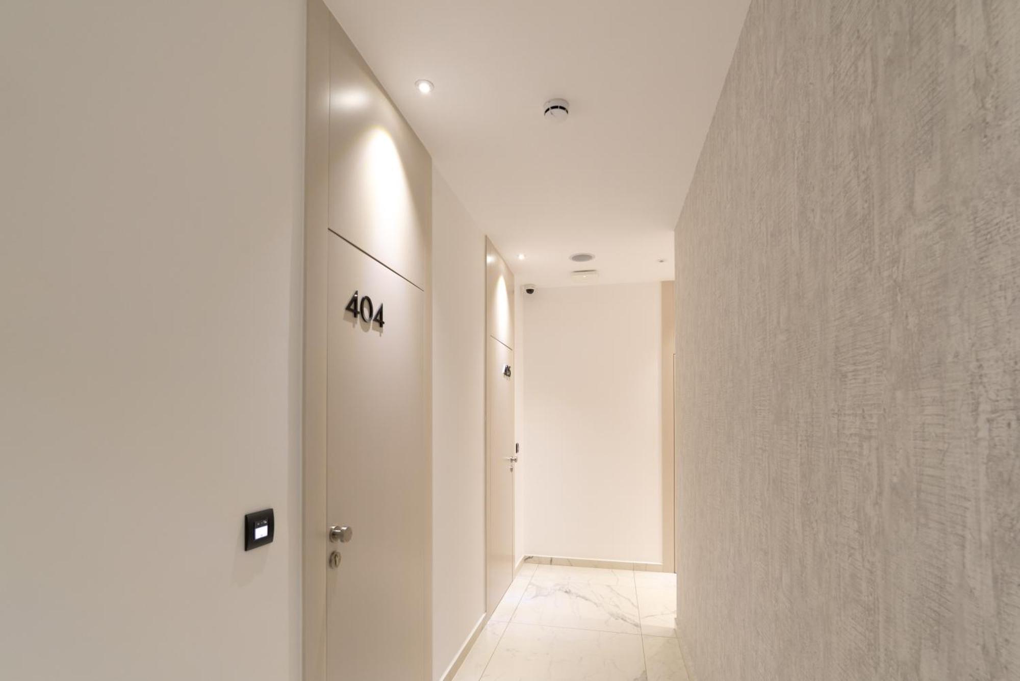 Glow Boutique Hotel & Suites Sarandë エクステリア 写真