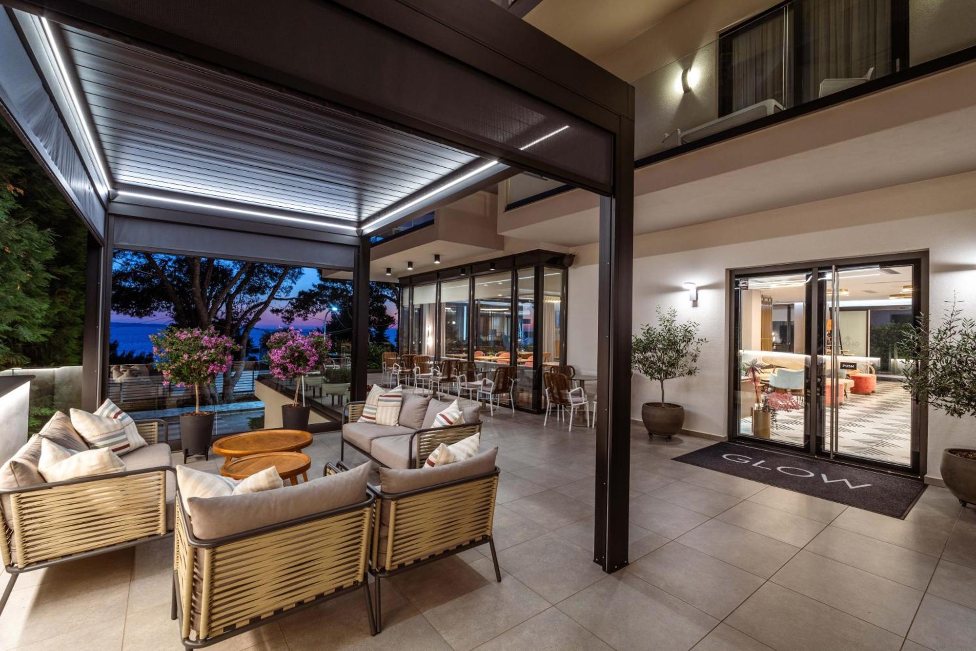 Glow Boutique Hotel & Suites Sarandë エクステリア 写真
