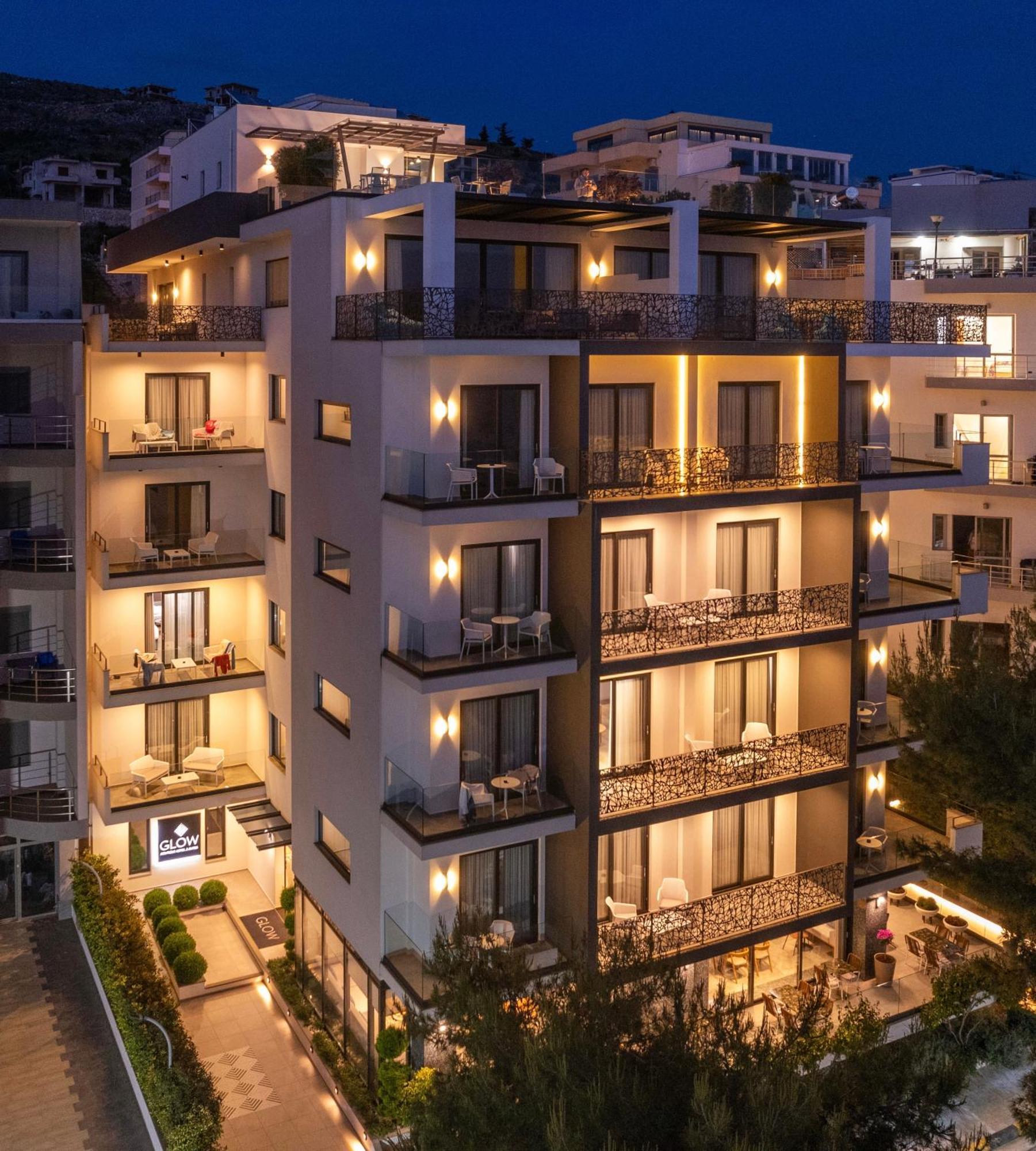 Glow Boutique Hotel & Suites Sarandë エクステリア 写真