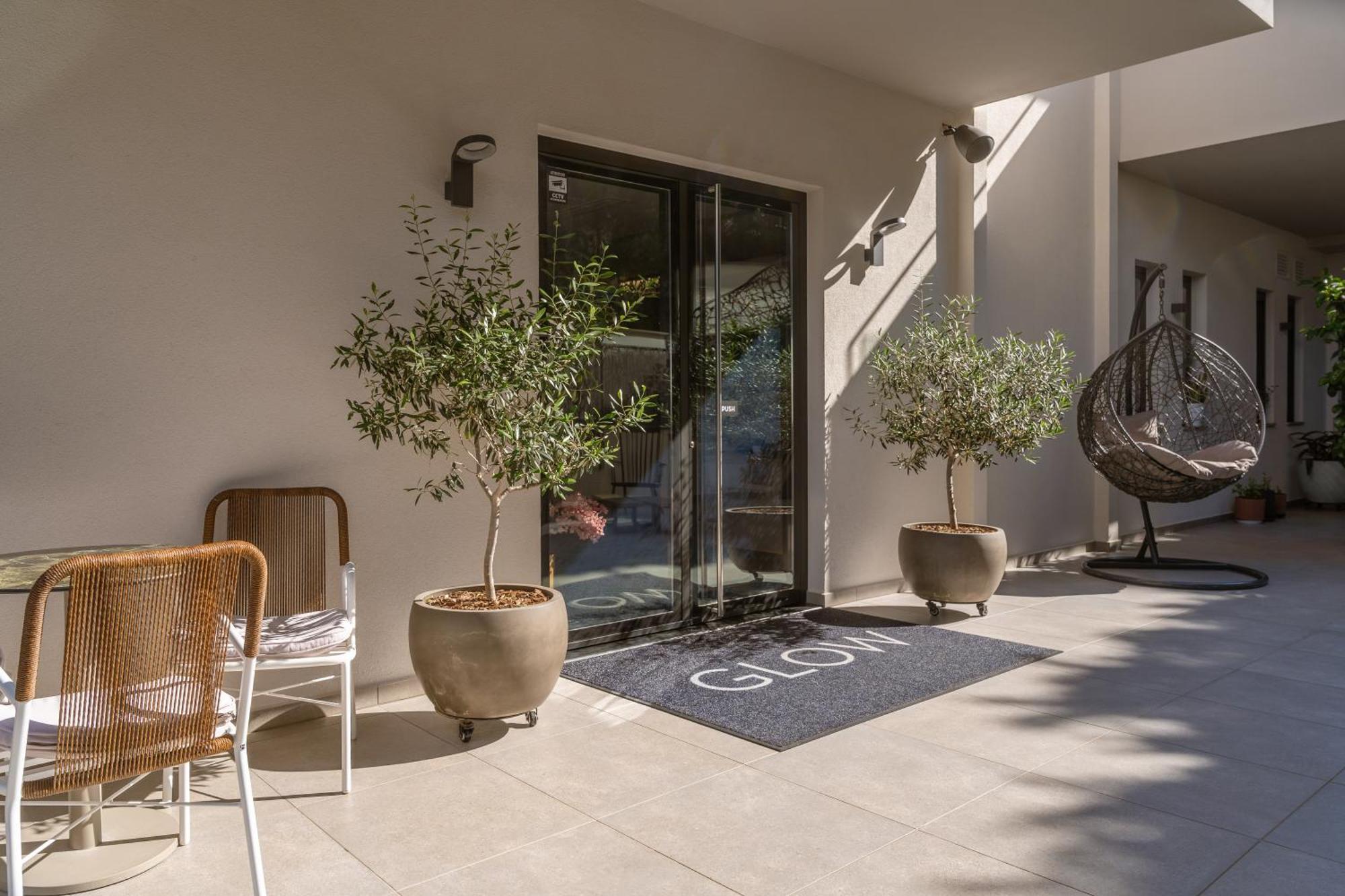 Glow Boutique Hotel & Suites Sarandë エクステリア 写真