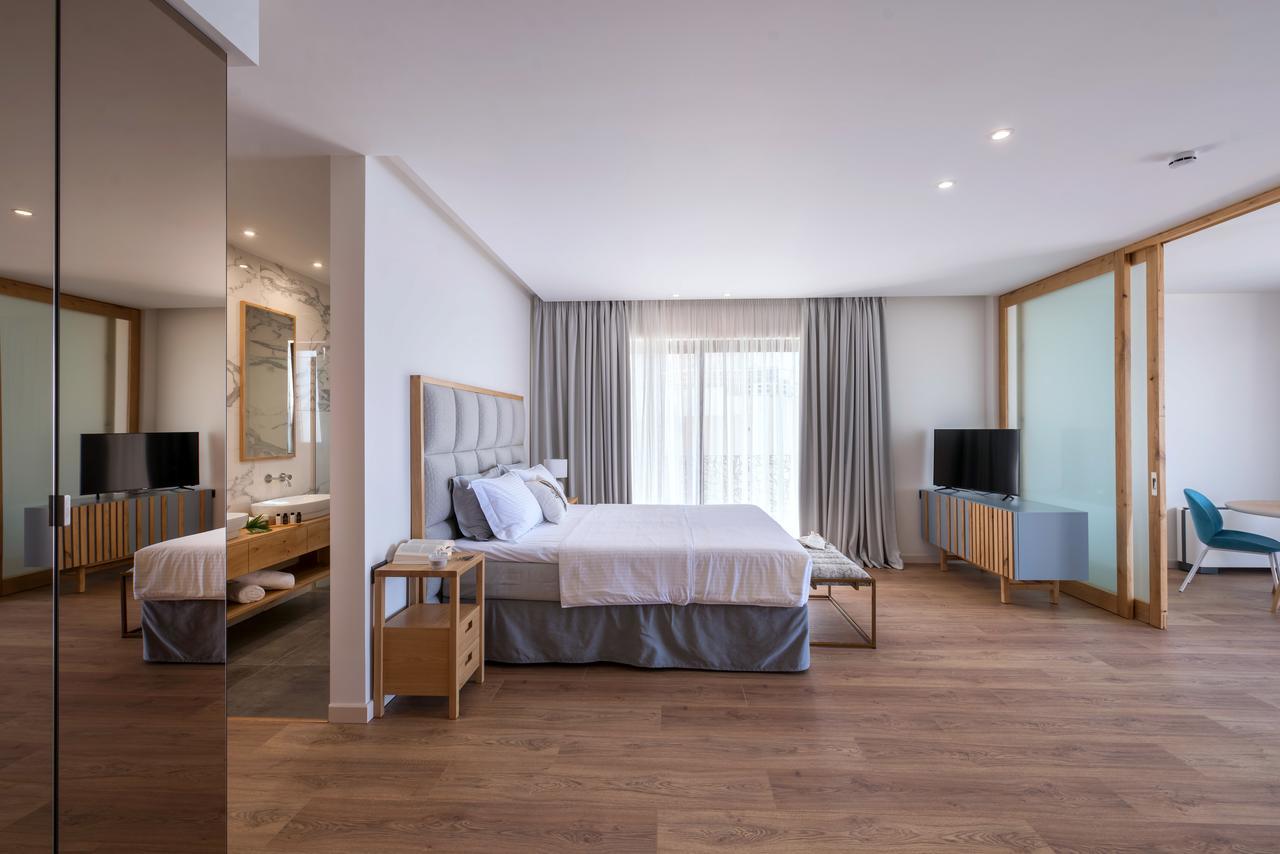 Glow Boutique Hotel & Suites Sarandë エクステリア 写真