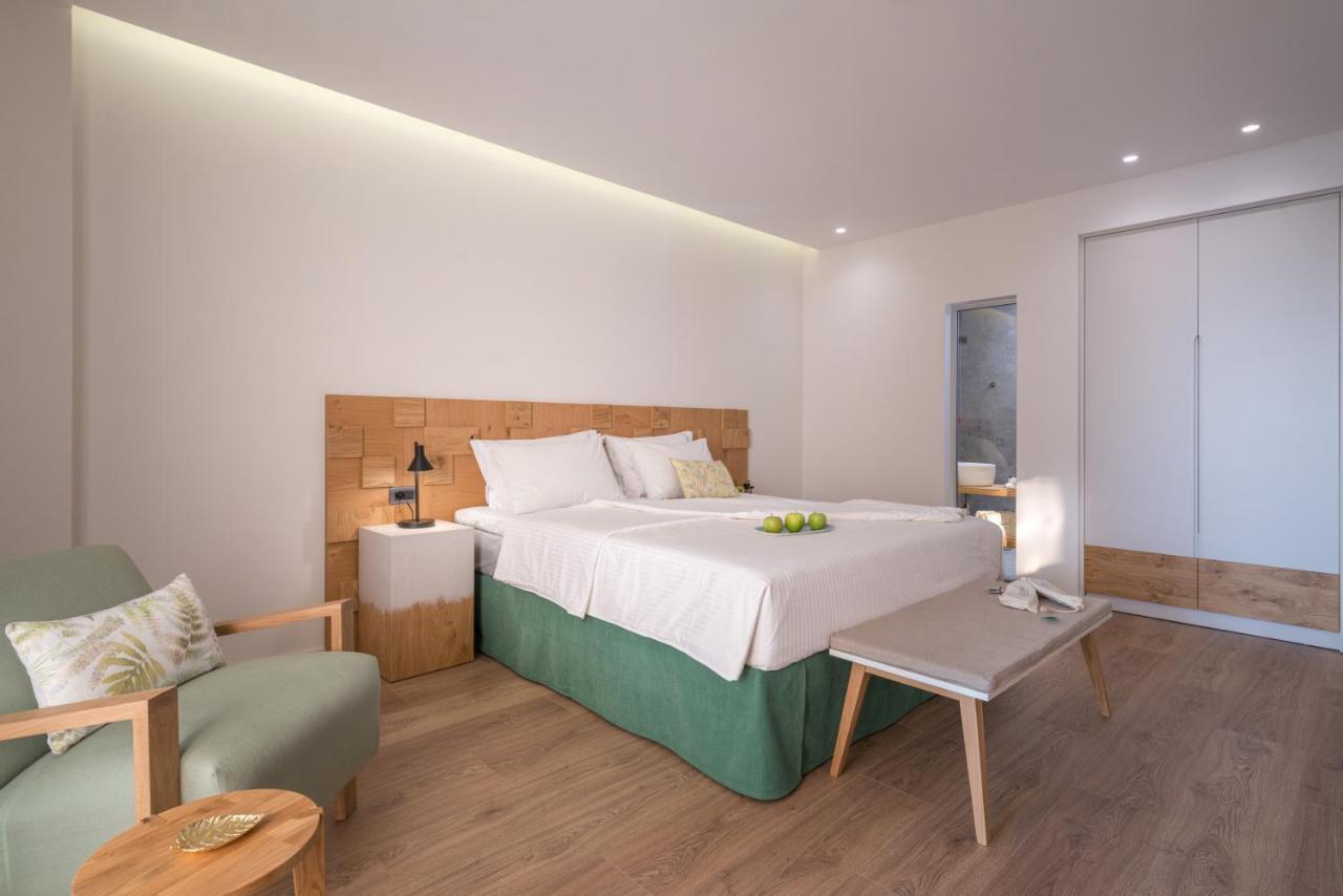 Glow Boutique Hotel & Suites Sarandë エクステリア 写真