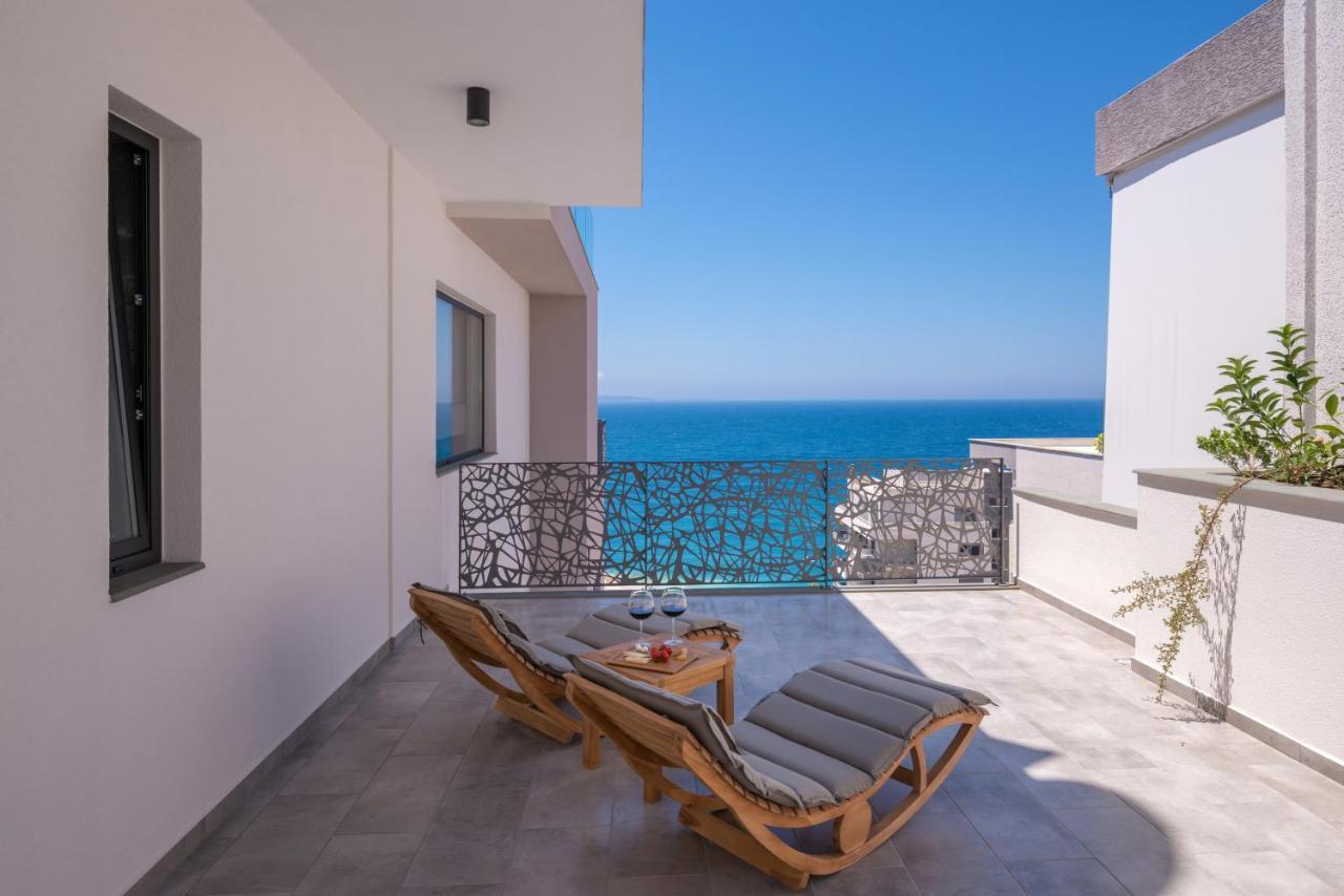 Glow Boutique Hotel & Suites Sarandë 部屋 写真